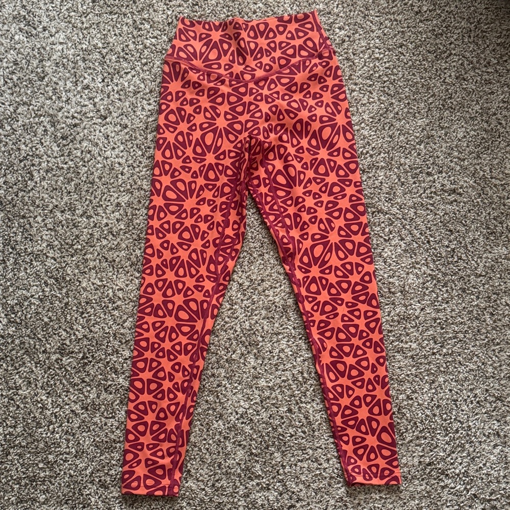 Vitality x Cosmopolitan Ascend Leggings